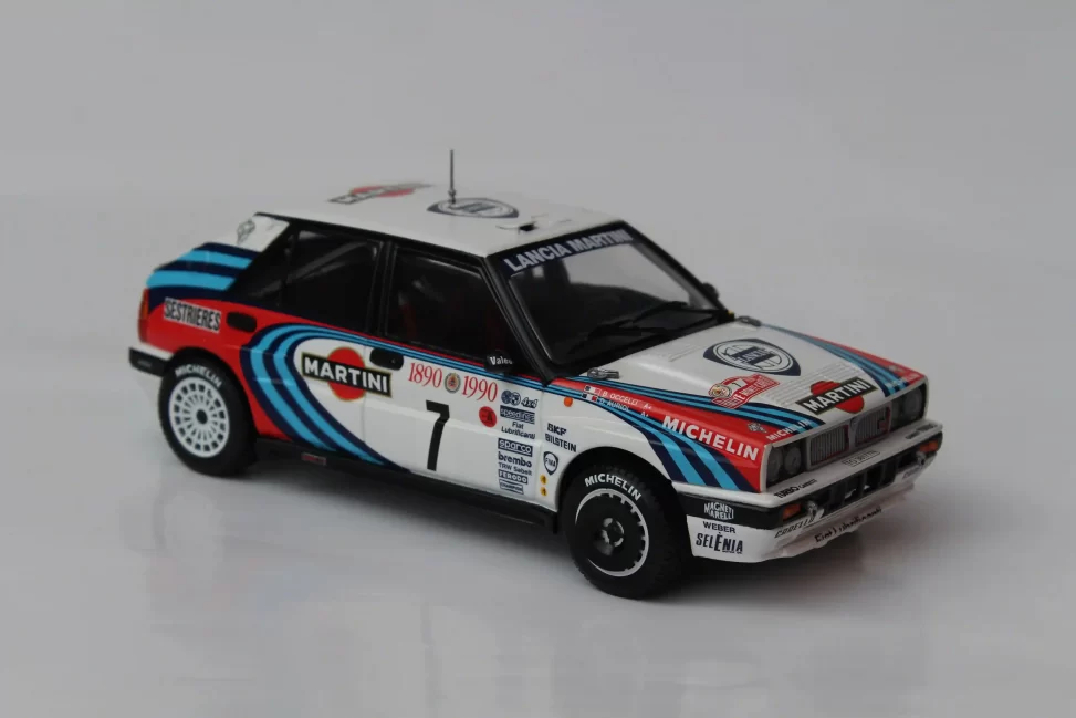 Italeri Lancia Delta HF Integrale right front quarter